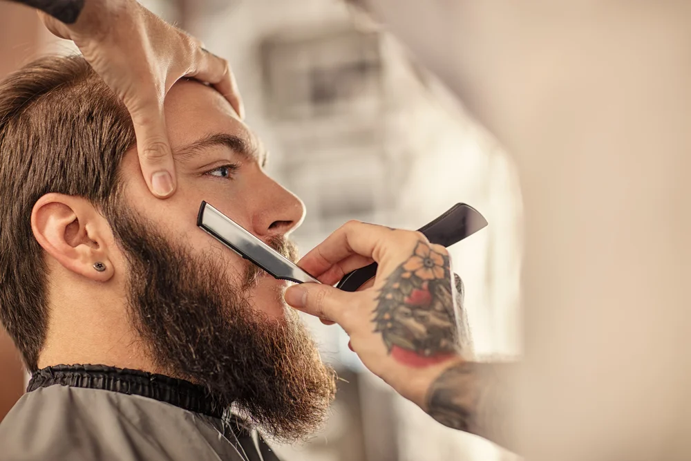 Straight razor shave at Deb's Hair & Beauty Proserpine